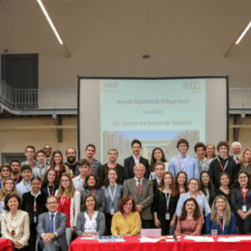 simulação de reunião tripartida