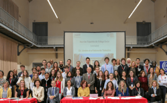 simulação de reunião tripartida