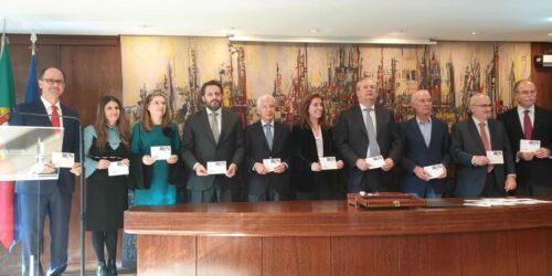 Cerimónia de obliteração do selo comemorativo do centenário da OIT